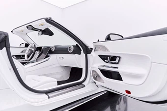 2026 Mercedes-Benz Maybach SL 680 Monogram Series - miniatura 47
