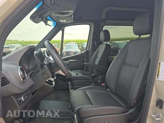 2026 Mercedes-Benz Sprinter 2500 Crew Van 144.0" WB - miniatura 3