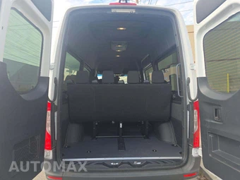 2026 Mercedes-Benz Sprinter 2500 Passenger Van 144.0" WB - miniatura 13