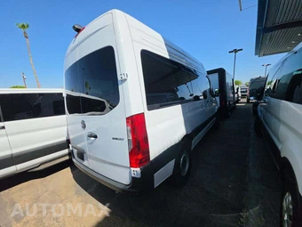 2026 Mercedes-Benz Sprinter 2500 Passenger Van 144.0" WB - miniatura 3