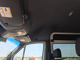 2026 Mercedes-Benz Sprinter 2500 Passenger Van 170.0" WB - miniatura 17