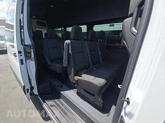 2026 Mercedes-Benz Sprinter 2500 Passenger Van 170.0" WB - miniatura 13