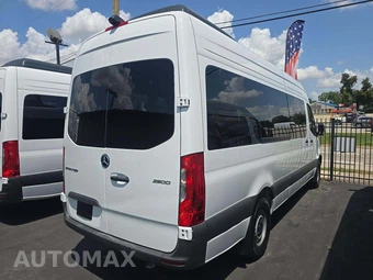 2026 Mercedes-Benz Sprinter 2500 Passenger Van 170.0" WB - miniatura 3