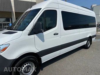 2026 Mercedes-Benz Sprinter 2500 Passenger Van 170.0" WB - miniatura 11