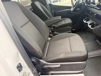 2026 Mercedes-Benz Sprinter 2500 Passenger Van 170.0" WB - miniatura 18