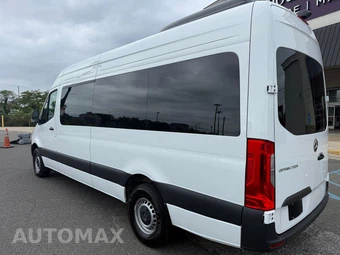 2026 Mercedes-Benz Sprinter 2500 Passenger Van 170.0" WB - miniatura 9