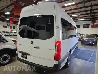 2026 Mercedes-Benz Sprinter 2500 Passenger Van 170.0" WB - miniatura 4