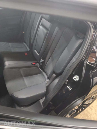 2026 Mitsubishi Eclipse Cross Black Edition – miniatura 13