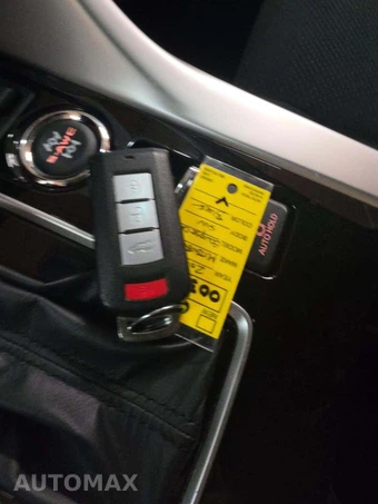 2026 Mitsubishi Eclipse Cross Black Edition – miniatura 8