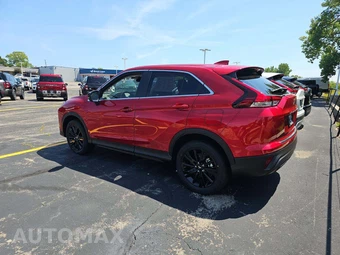 2026 Mitsubishi Eclipse Cross LE - miniatura 2