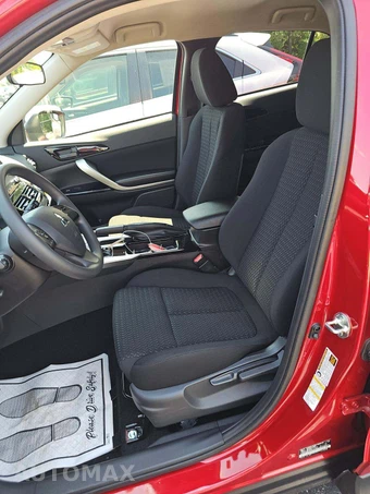 2026 Mitsubishi Eclipse Cross LE - miniatura 6