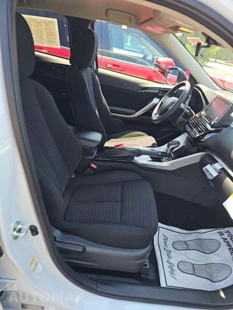2026 Mitsubishi Eclipse Cross LE - miniatura 17