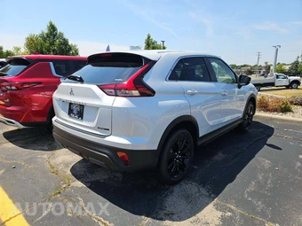 2026 Mitsubishi Eclipse Cross LE - miniatura 3