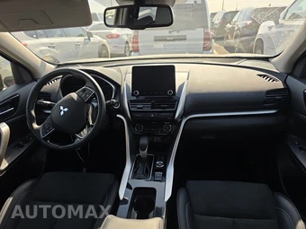 2026 Mitsubishi Eclipse Cross SE - miniatura 11