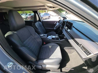 2026 Mitsubishi Outlander SE - miniatura 18