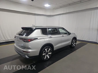 2026 Mitsubishi Outlander SE - miniatura 4