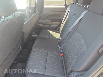 2026 Mitsubishi Outlander Sport 2.0 LE - miniatura 13