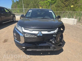 2026 Mitsubishi Outlander Sport 2.0 LE - miniatura 2