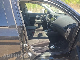 2026 Mitsubishi Outlander Sport 2.0 LE - miniatura 8
