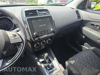2026 Mitsubishi Outlander Sport 2.0 S - miniatura 10