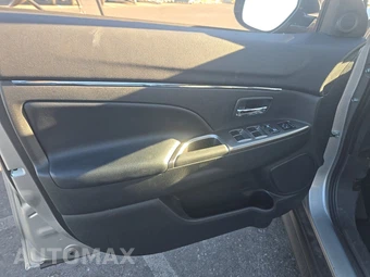 2026 Mitsubishi Outlander Sport 2.0 SE - miniatura 9