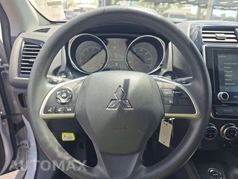 2026 Mitsubishi Outlander Sport 2.0 SE - miniatura 10
