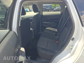 2026 Mitsubishi Outlander Sport 2.0 SE - miniatura 13