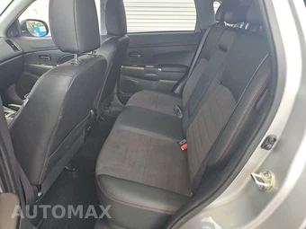 2026 Mitsubishi Outlander Sport 2.0 SE - miniatura 13