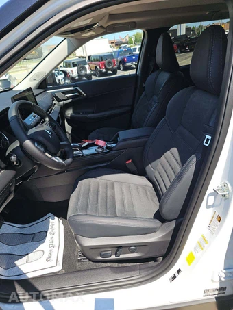 2026 Mitsubishi Outlander Trail Edition - miniatura 6