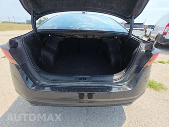 2026 Nissan Altima SR – miniatura 11