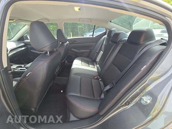 2026 Nissan Altima SR – miniatura 10
