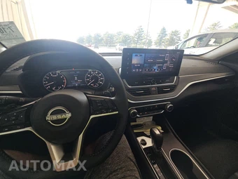 2026 Nissan Altima SR – miniatura 11