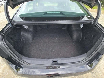2026 Nissan Altima SR – miniatura 11
