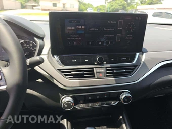2026 Nissan Altima SR - miniatura 10