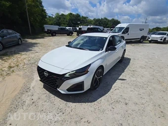 2026 Nissan Altima SR