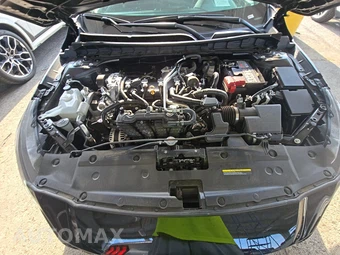 2026 Nissan Altima SR – miniatura 15