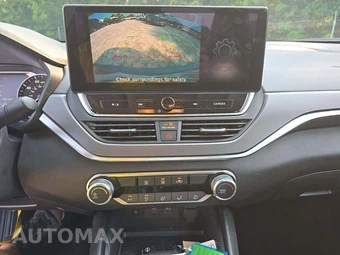 2026 Nissan Altima SR – miniatura 7