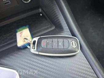 2026 Nissan Altima SR - miniatura 5