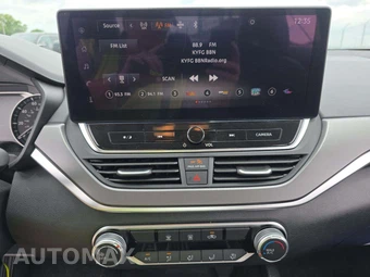 2026 Nissan Altima SR - miniatura 7