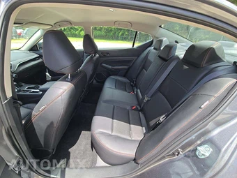 2026 Nissan Altima SR - miniatura 10
