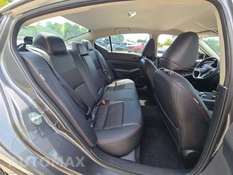 2026 Nissan Altima SR - miniatura 13
