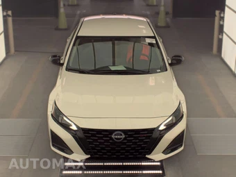 2026 Nissan Altima SR – miniatura 2