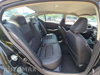 2026 Nissan Altima SR – miniatura 13