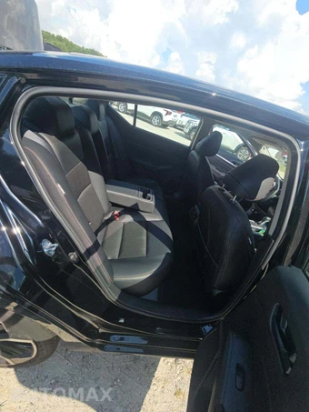 2026 Nissan Altima SR - miniatura 16
