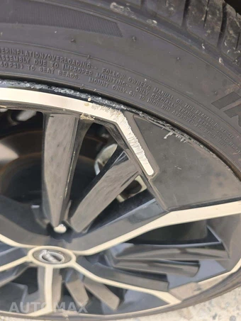 2026 Nissan Altima SR – miniatura 18