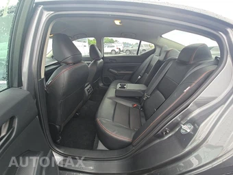 2026 Nissan Altima SR – miniatura 9