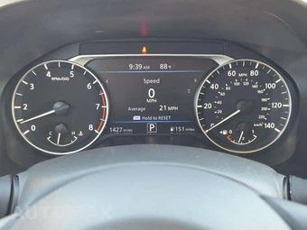 2026 Nissan Altima SV - miniatura 9