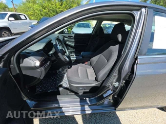 2026 Nissan Altima SV - miniatura 3