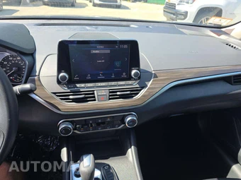 2026 Nissan Altima SV - miniatura 7