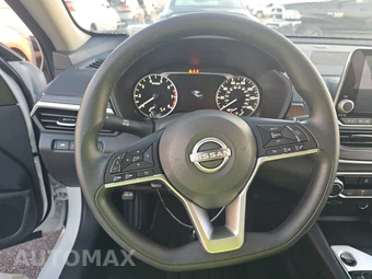 2026 Nissan Altima SV - miniatura 10